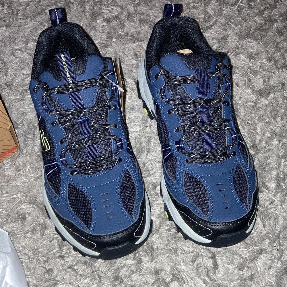 Skechers Men's 8 Navy Black Athletic Shoes stamina at-upper stitch memory foam